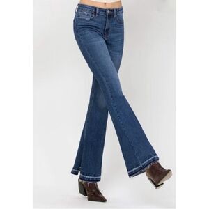 Vervet High Rise Undone Split Hem Flare Jeans 31